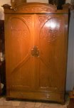 Jugendstil-Schrank