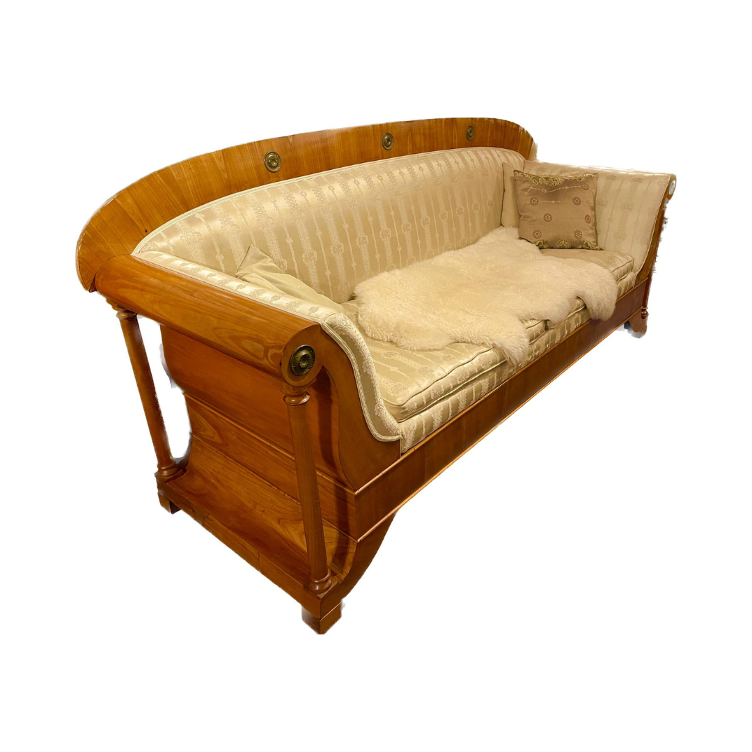 Couch 01