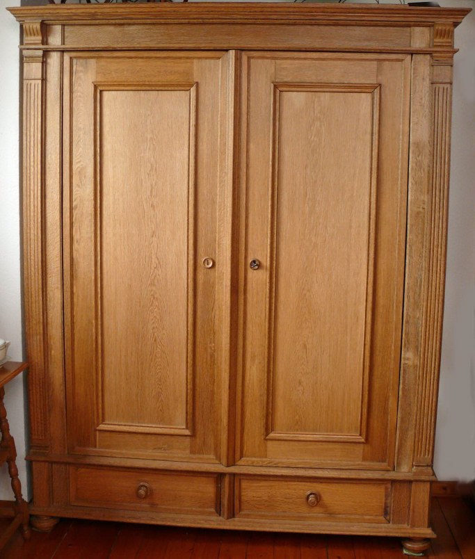 Eichenschrank Gründerzeit