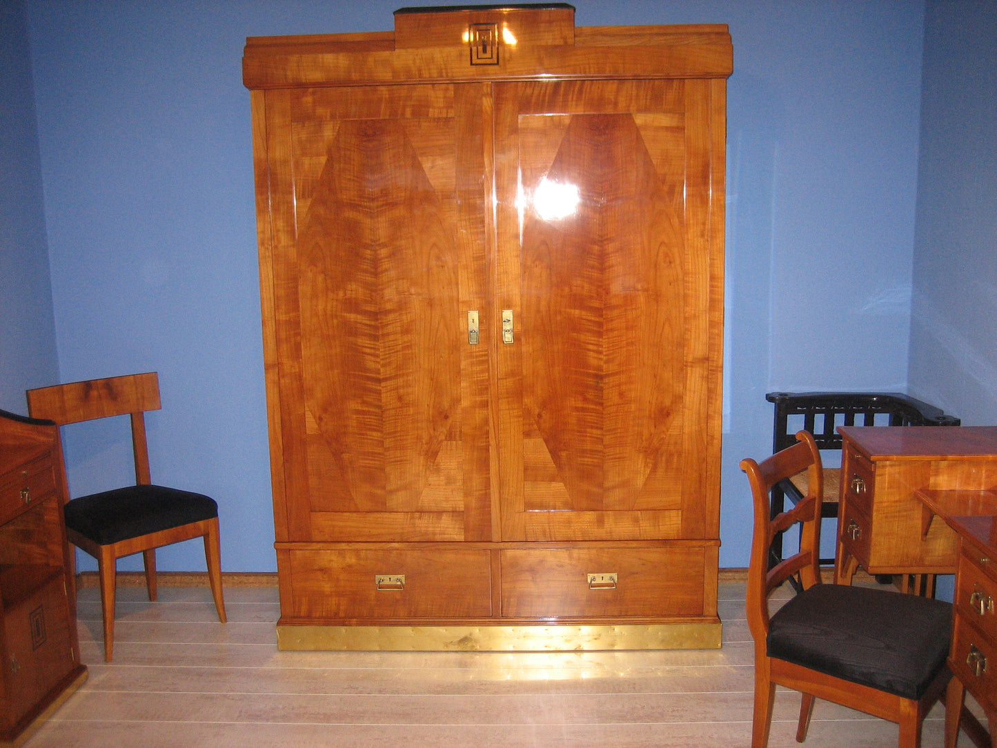 Art Deco Zimmer, Kirschbaum, signiert